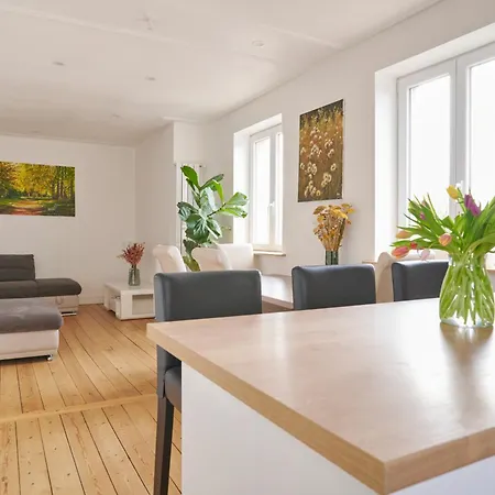 Apartment Lovely 2 Bedrooms Flat Basel Louis -with Private Parking *